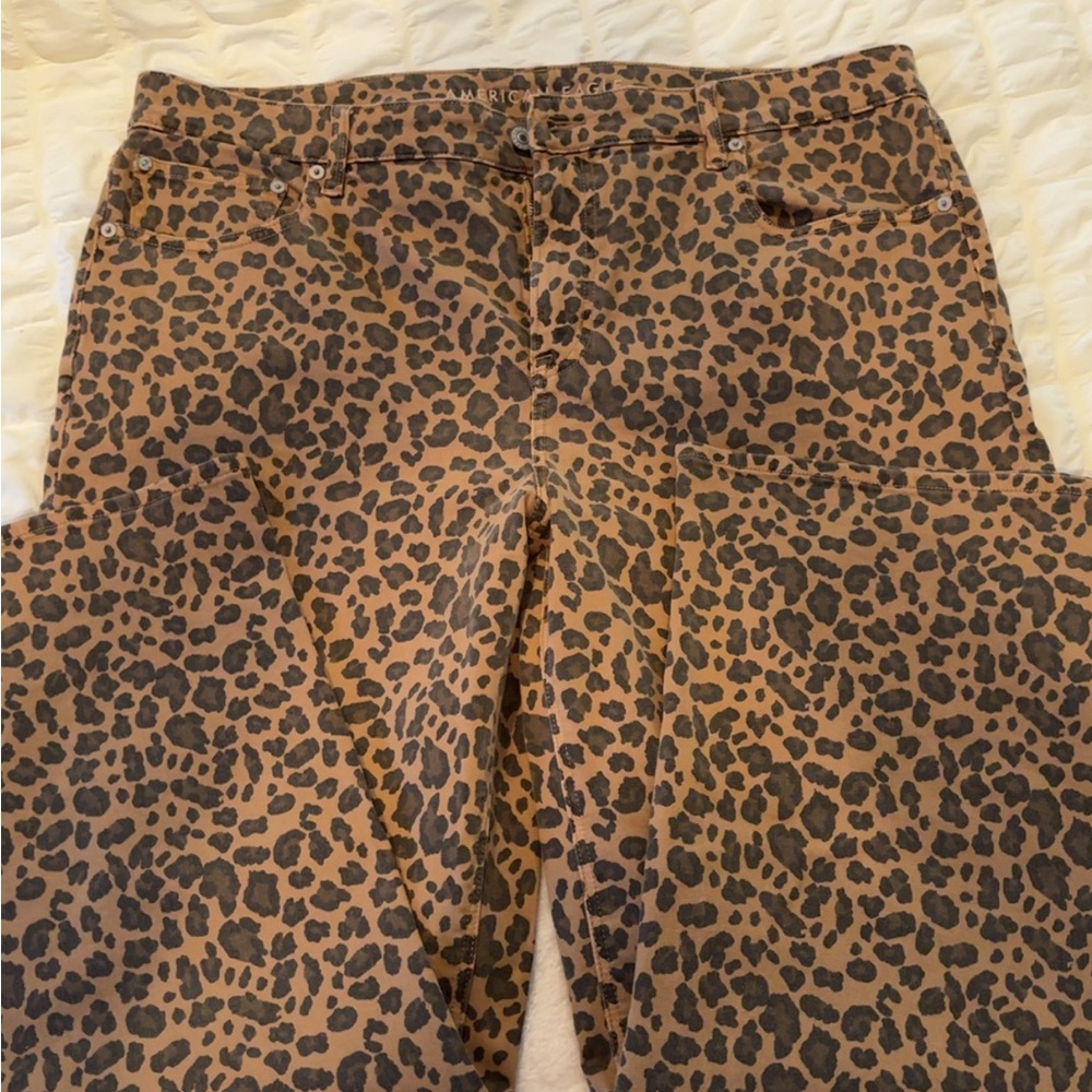 American Eagle Outfitters Brown Leopard Print Pants